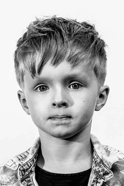 Стрижки для маленьких мальчиков с низким конусным фейдом