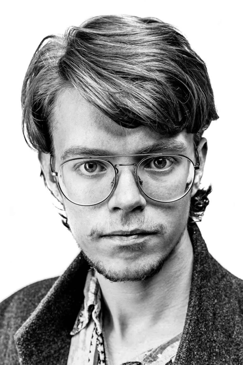 Мужские средние волосы в стиле 80-х годов