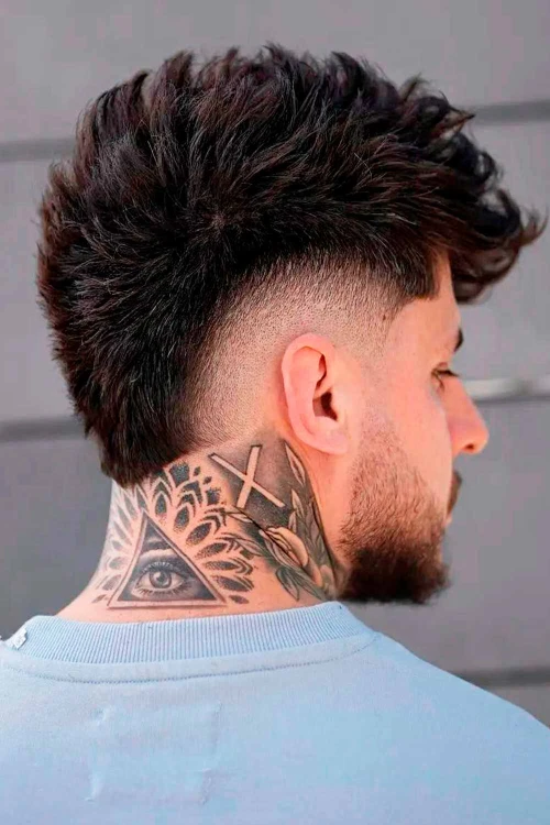 Ирокез с каплеобразным фейдом