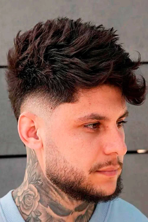 Ирокез с каплеобразным фейдом