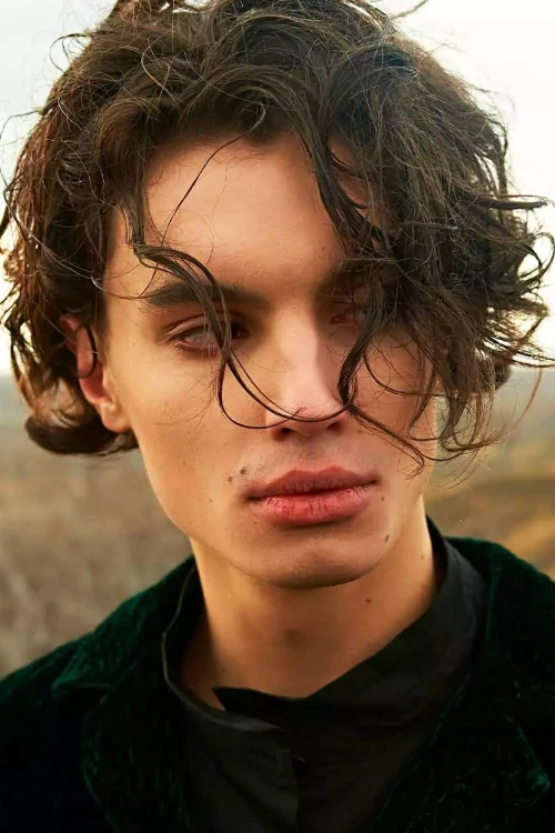 Фигурная средняя часть